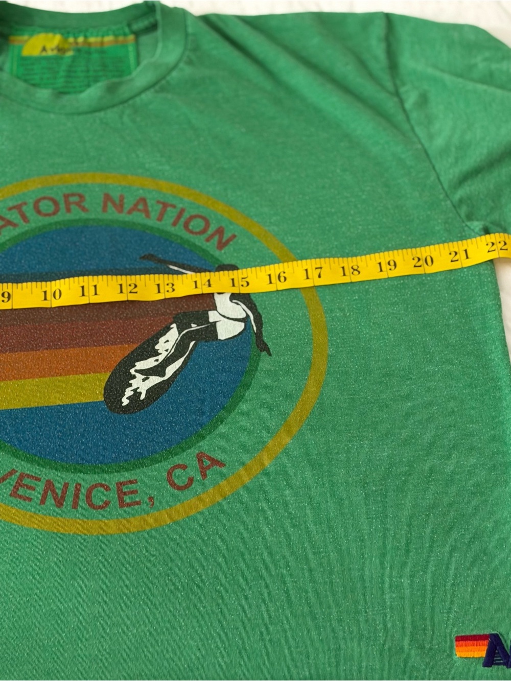 Aviator Nation Venice CA Graphic Green Cropped T-Shirt Tee Size Large L - Picture 5 of 7